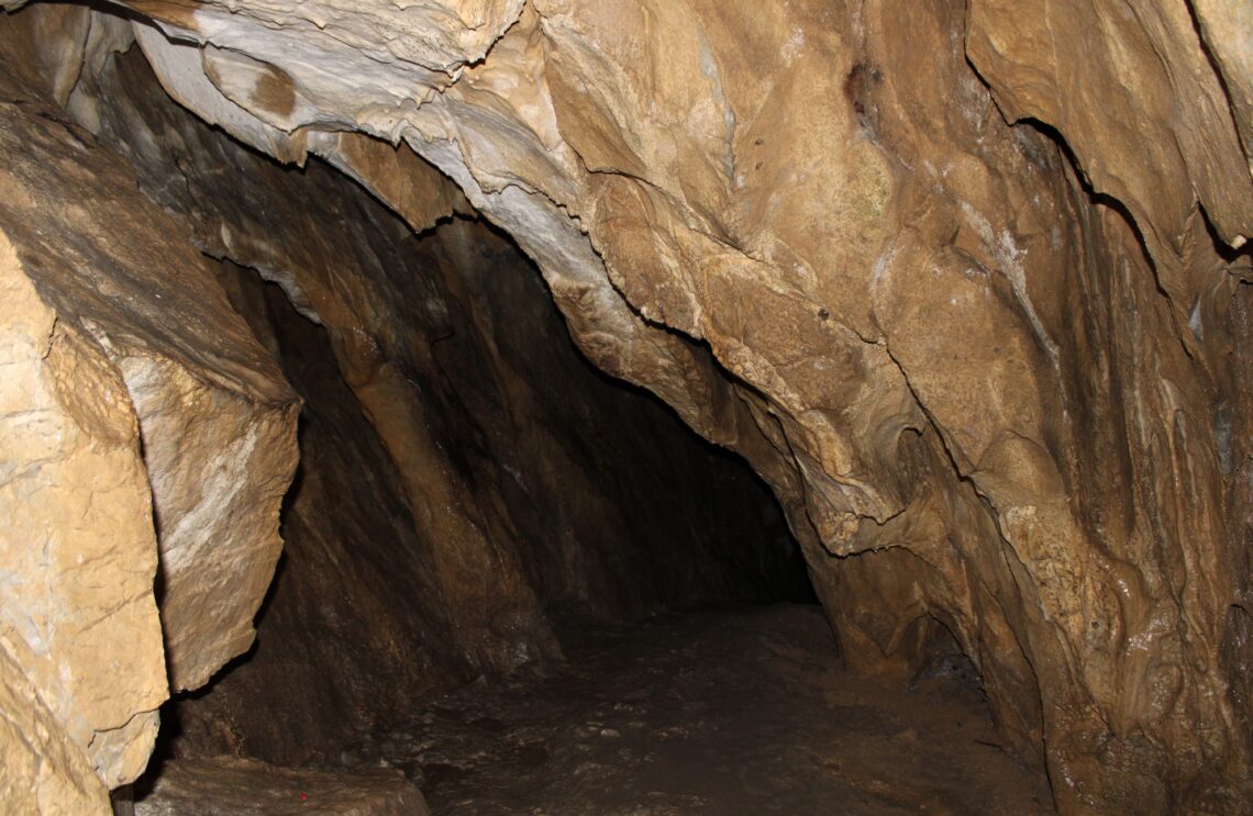 Jaskinia Mroźna w Tatrach